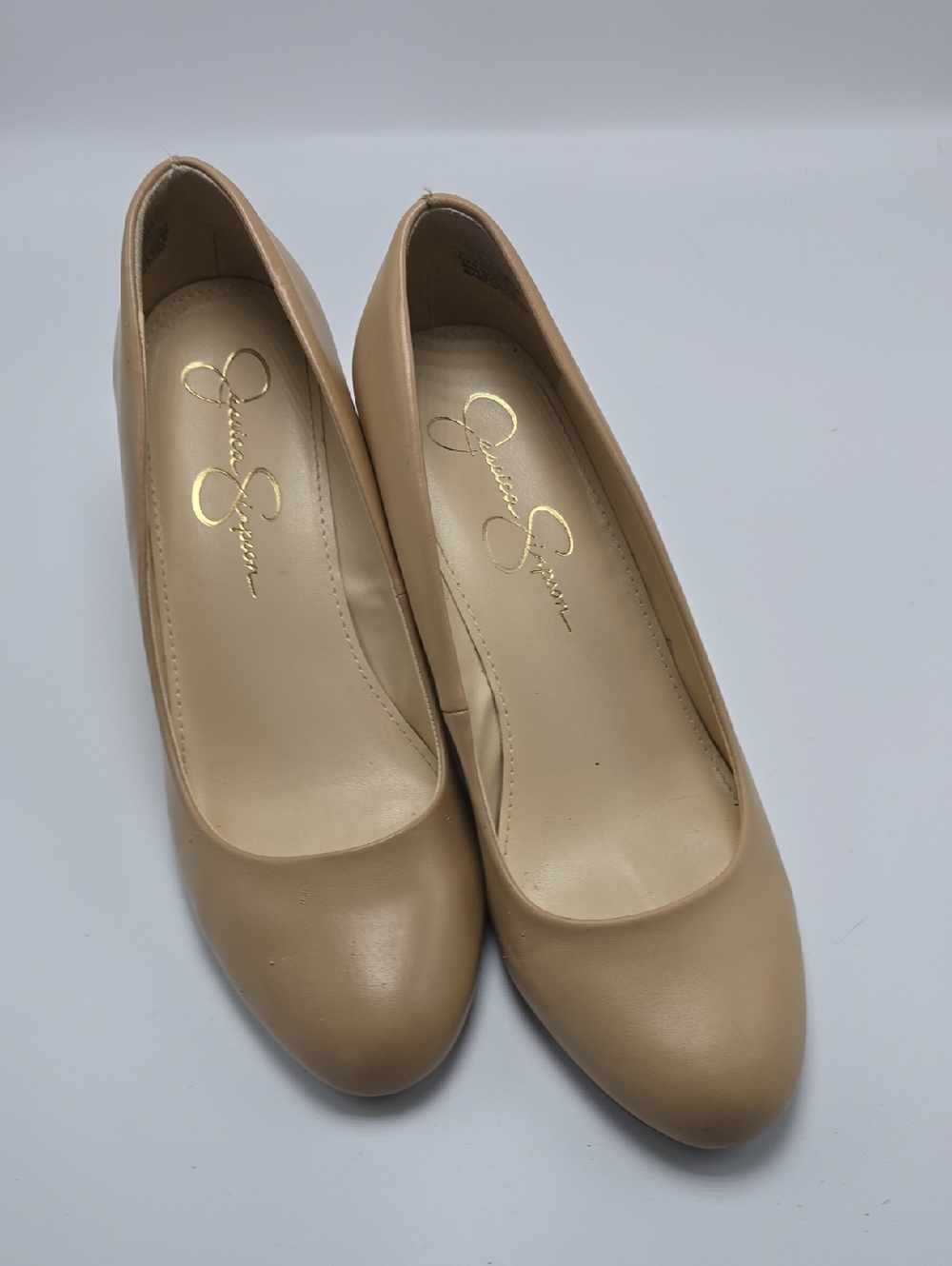 Jessica Simpson Beige Round-Toe Pumps